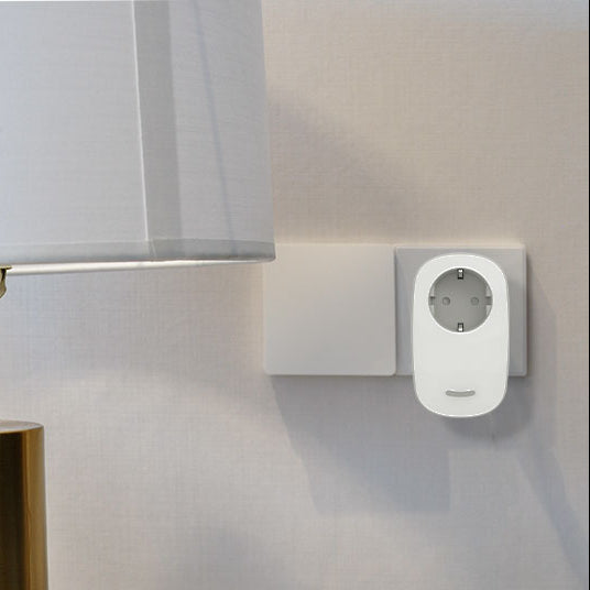 Enchufe Inteligente Kinelux Serie SOK — Control Inalámbrico y Cinético (13A / Smart Plug)